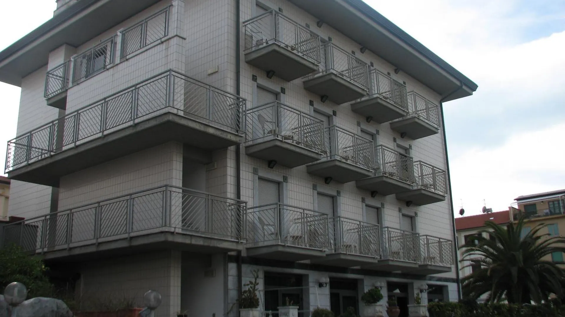 Hotel Smeraldo Lido di Camaiore 3*,  Italia